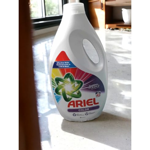 Ariel color gél 2,15L